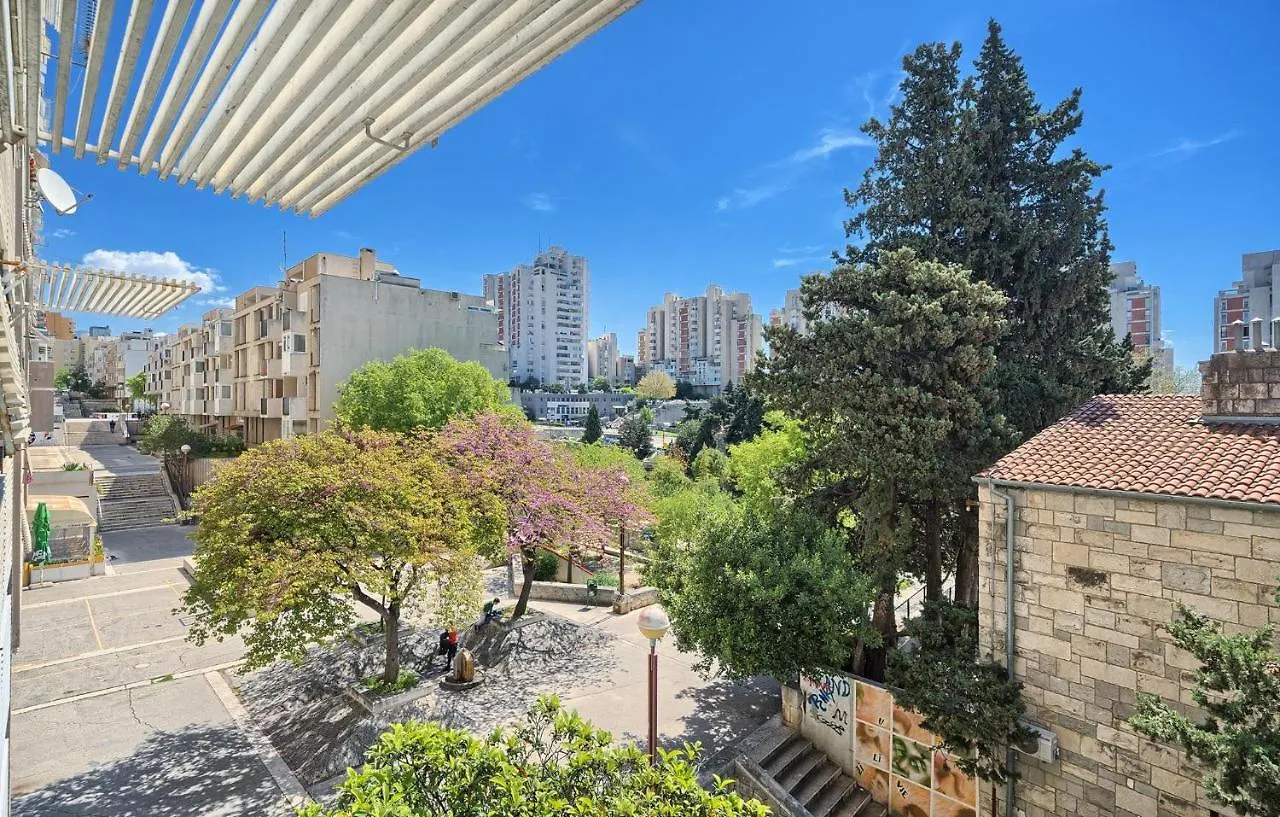 Apartman Bezo1 Split 0*,  Croatia