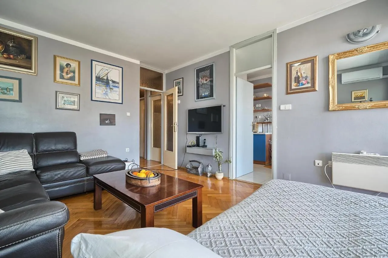 Apartman Bezo1 Split 0*,
